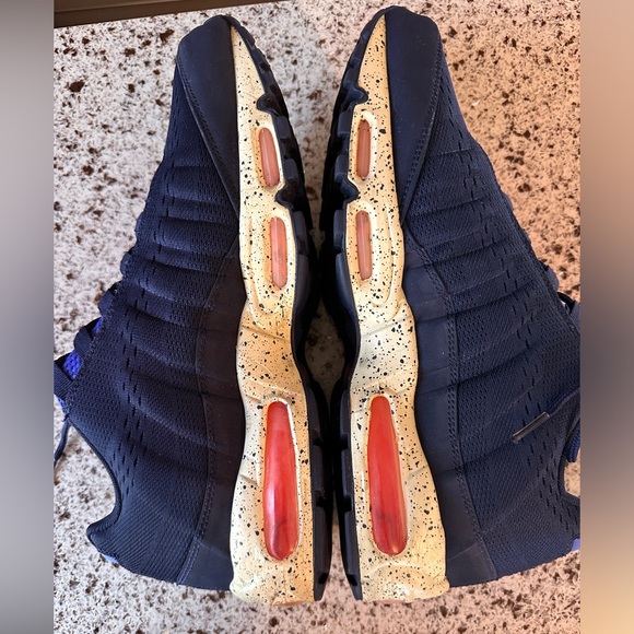 EUC NIKE Air Max 95 EM 'Beaches of Rio' size 12 - Picture 6 of 9